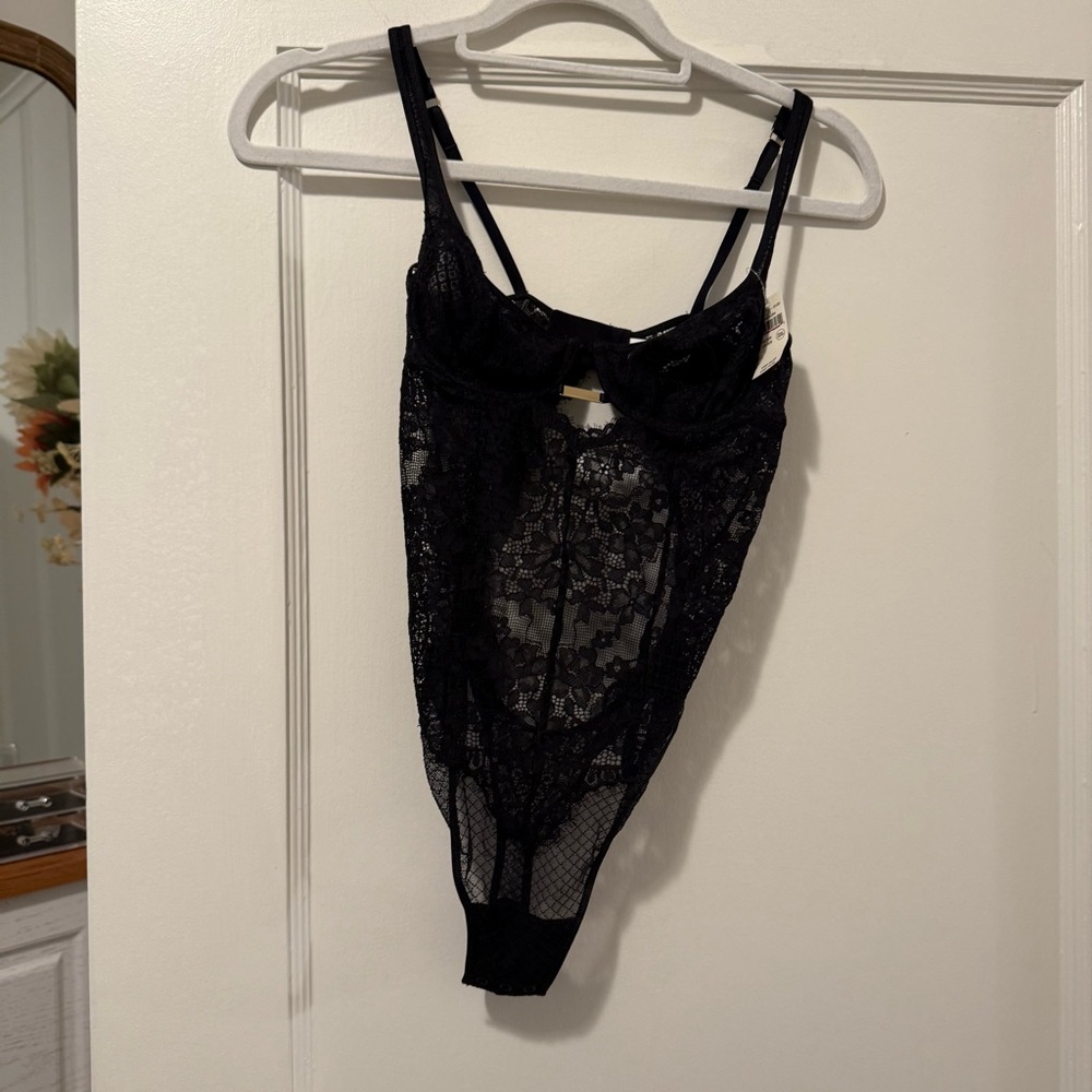 Aerie Show Off Unlined Black Lace Bodysuit Size 32B NWT